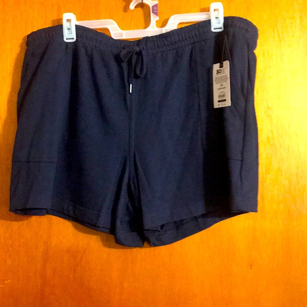 Nwt Terra & Sky women’s shorts